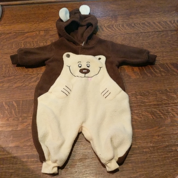 Other - 🎉⭐ Host Pick⭐🎉 Halloween bear costume/jacket for 6/9 months